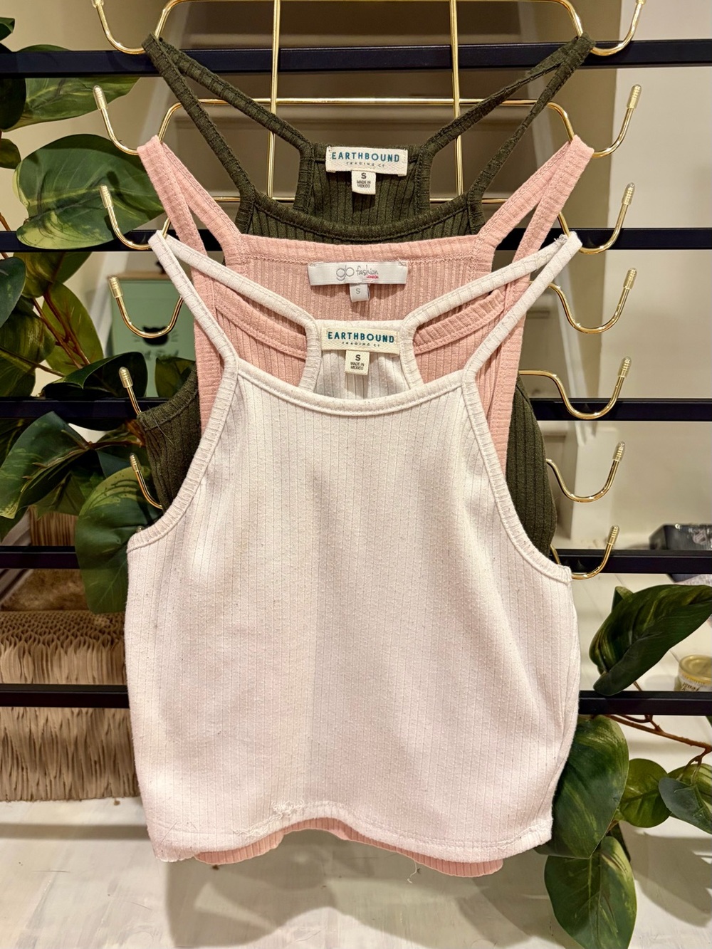 3 Ribbed Tank Tops Bundle | Earthbound & Go Fashion | Size Small